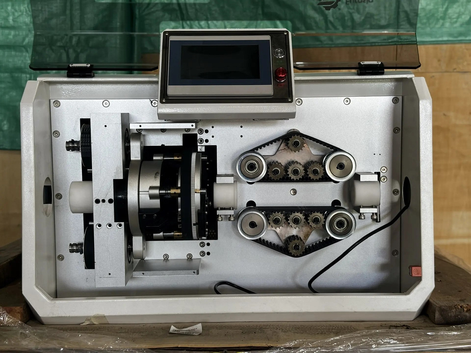 Станок для мерной резки пластиковых трубок EW-1370